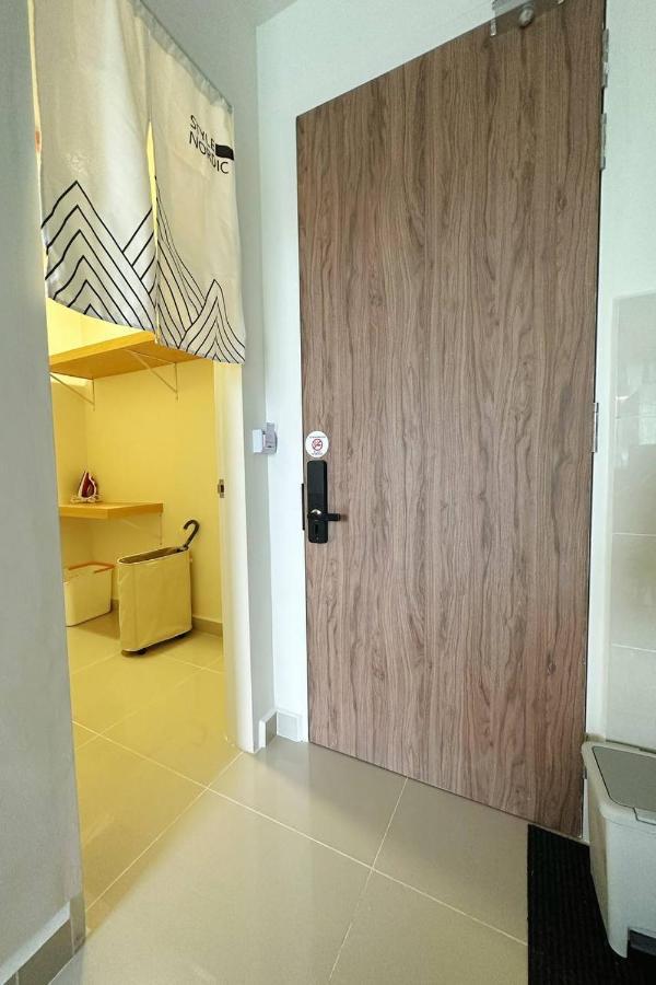Cityview Studio Apartment At Kota Kinabalu City Centre Exterior photo